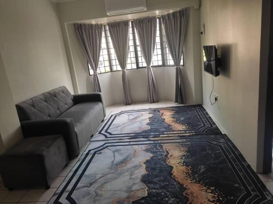 Nur Homestay Permai Damansara Damai Petaling Jaya Exteriér fotografie